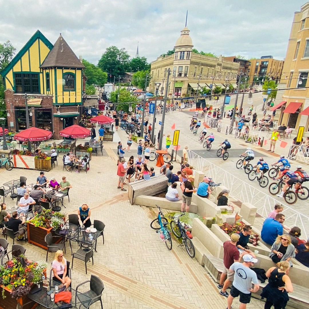 The Tosa Village filled with people to watch the bike races